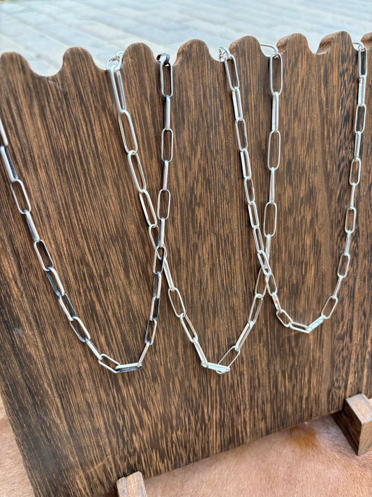 Paperclip Chain